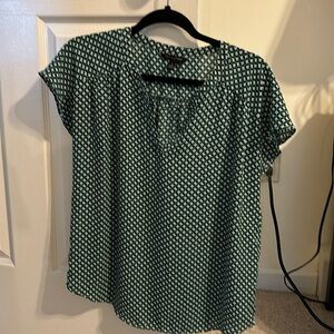 Banana Republic Woman’s Top Size Small